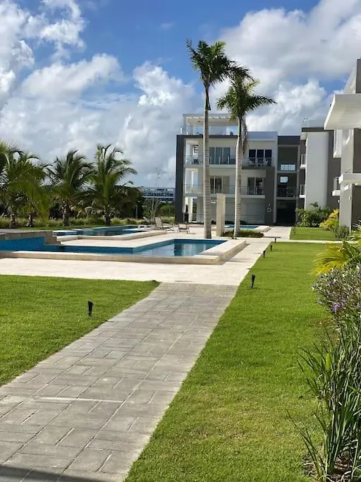 Estancia Napoles, Cana Bay Hard Rock. Punta Cana Apartment